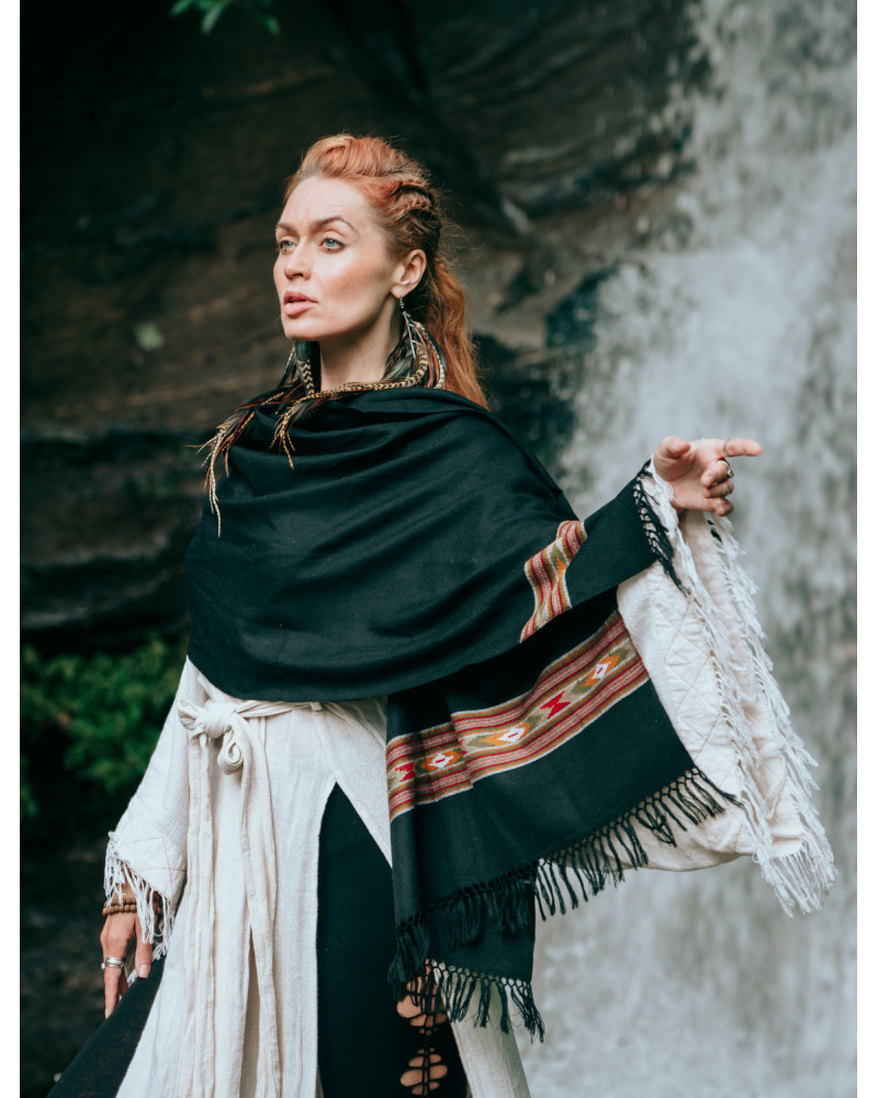 Écharpe noire Shaila